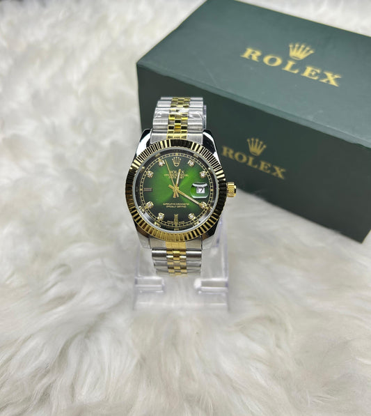 💚 Emerald Classic – Two-Tone Luxury Watch ⌚