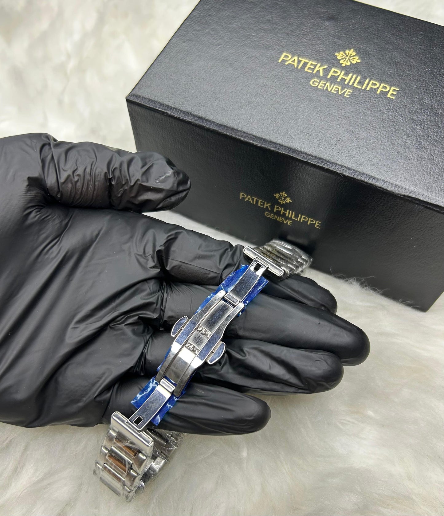 🖤 Patek Philippe Nautilus – Black Dial | Silver Steel Edition ⌚